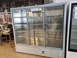 Szafa chłodnicza CC 2070 SGD drzwi rozsuwane powystawowa