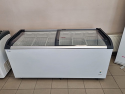 Zamrażarka przeszklona SD-620 Q używana